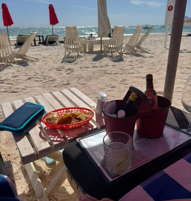 土龙沙滩-阿范特拉斯港必去景点