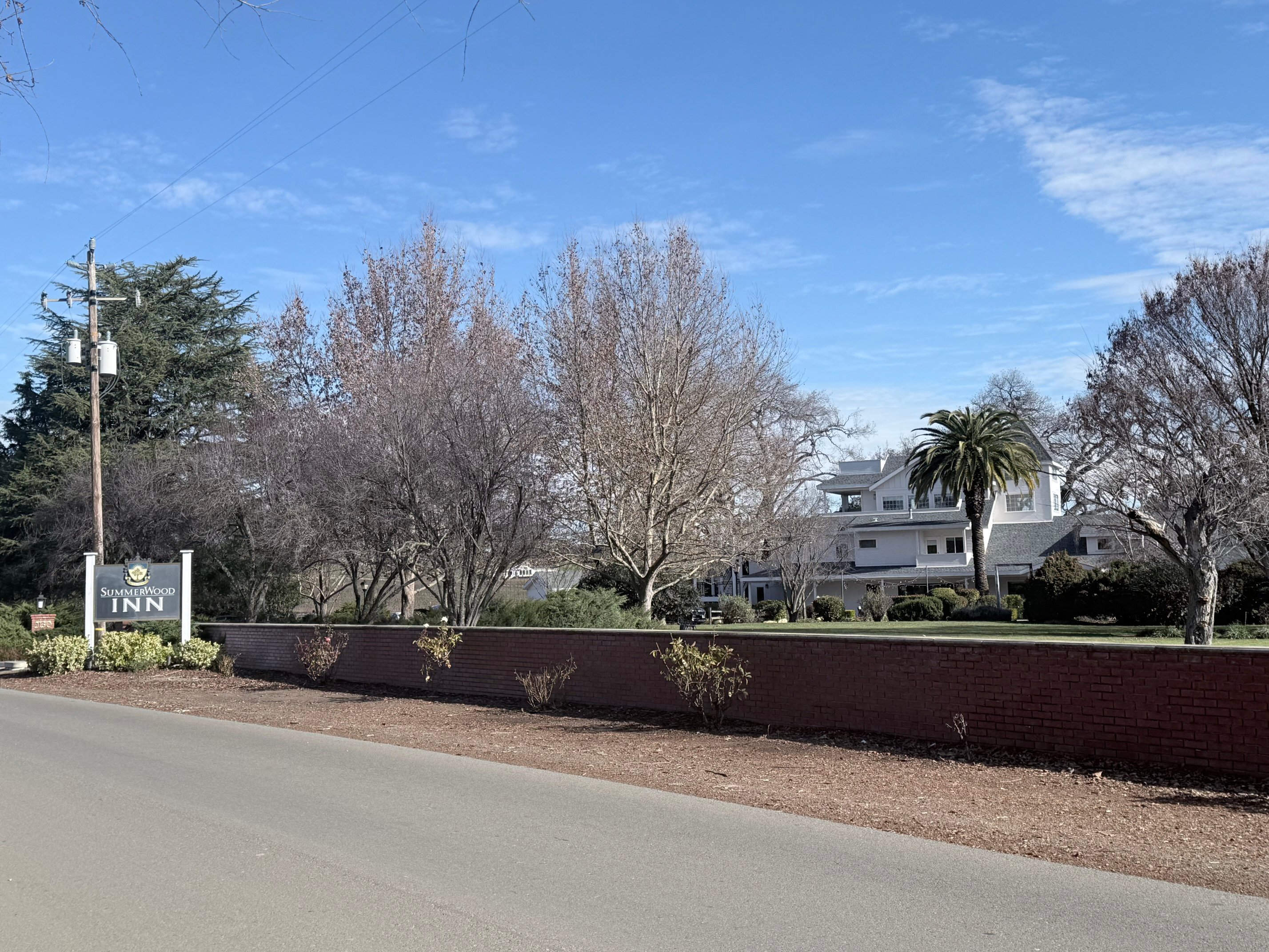 Summerwood Winery & Inn-官方