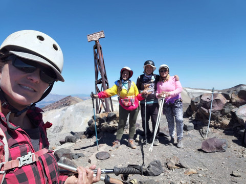 Trekking Caviahue-Caviahue必去景点