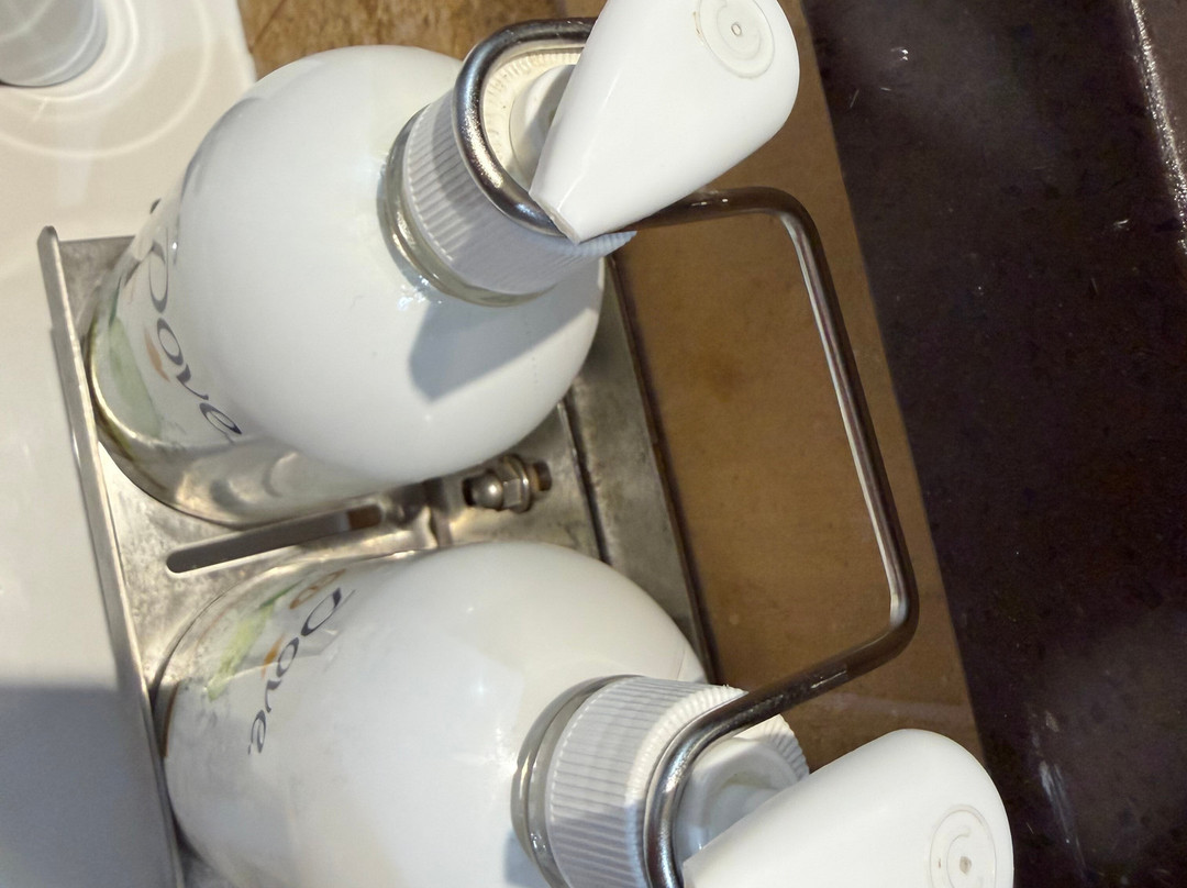 伦敦沃特福德枢纽假日酒店主图