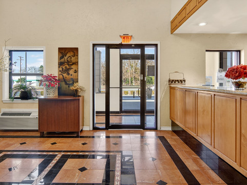 12橡树酒店主图