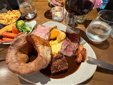 阿丁咸克雷文海弗旅馆主图