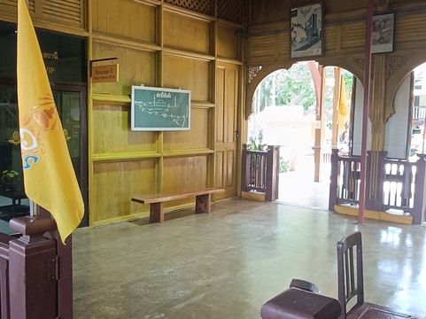 Kantang Railway Station-甘东县必去景点