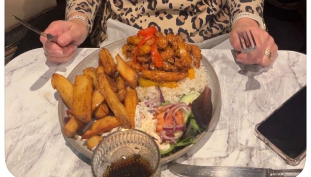 霍尔派克酒店主图