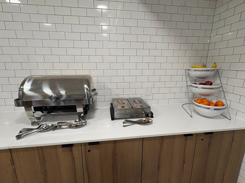 库尔佩珀温德姆麦客达套房酒店主图