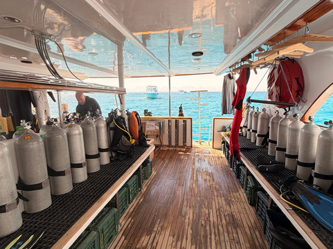 蓝色天堂潜水中心-赫尔格达必去景点