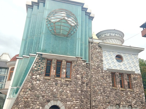 Suzana Sich-斯科普里必去景点