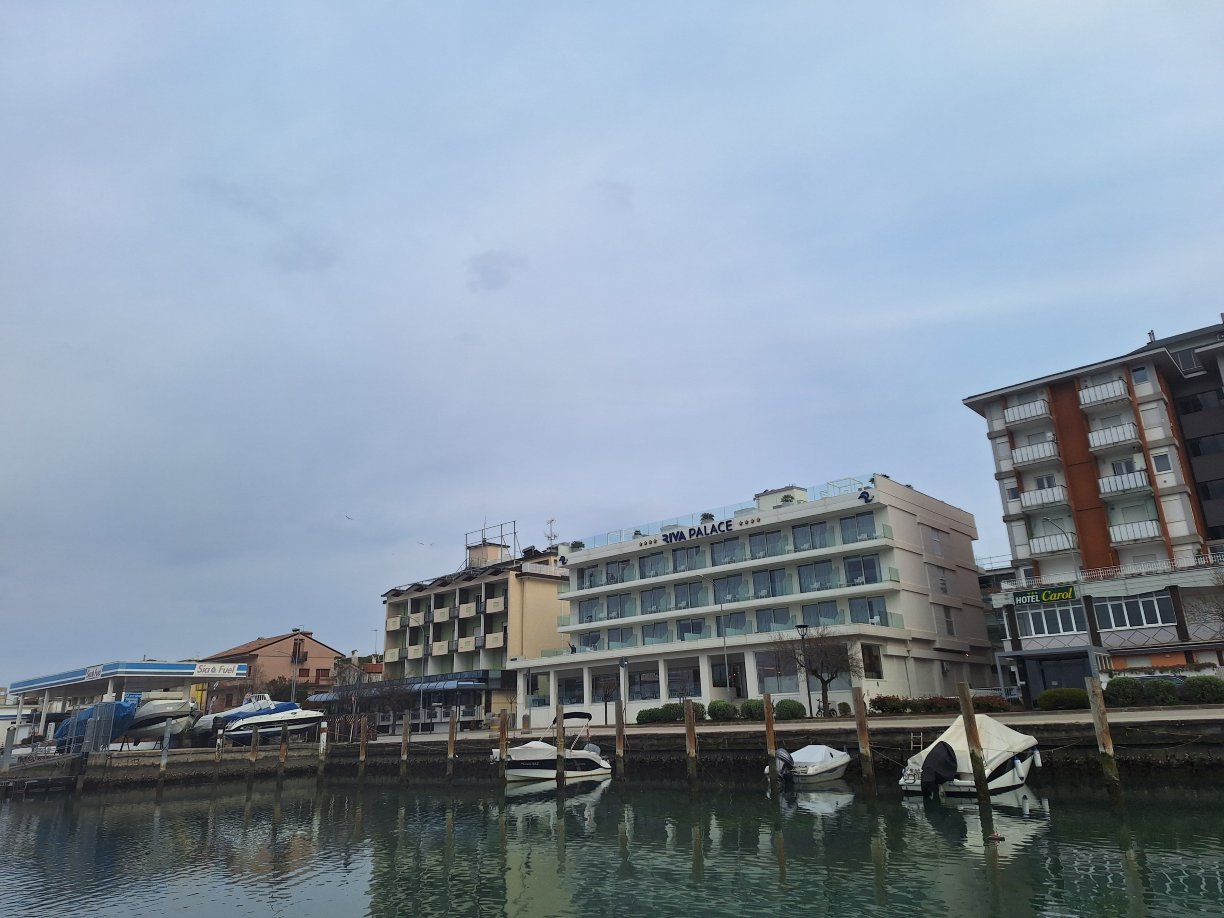 新弗瑞乌里酒店-度假村/酒店