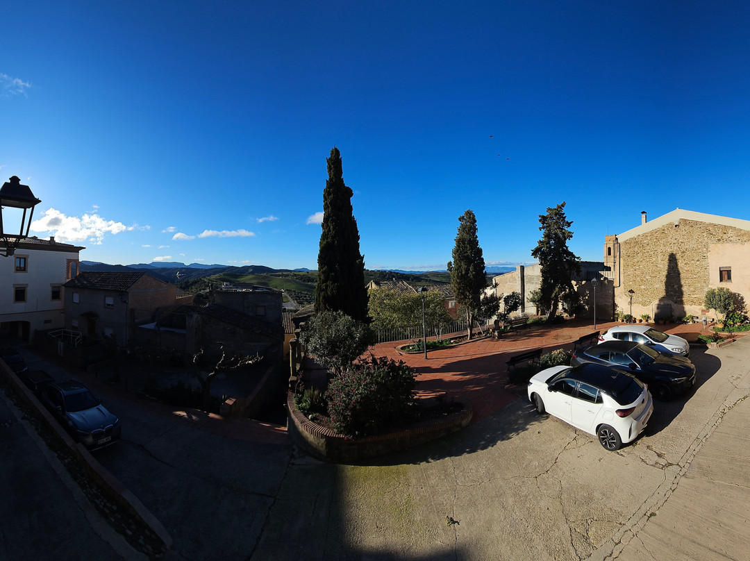 卡尔罗普酒店主图