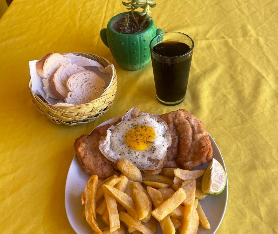 Restaurante mi plumas verdes