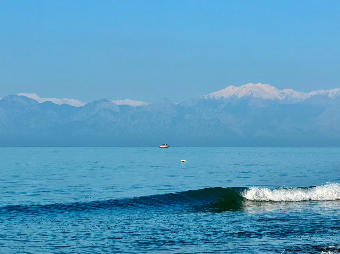 马克斯皇家贝莱克高尔夫度假村主图