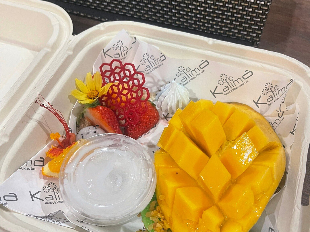 卡利马考拉海滨度假别墅酒店主图