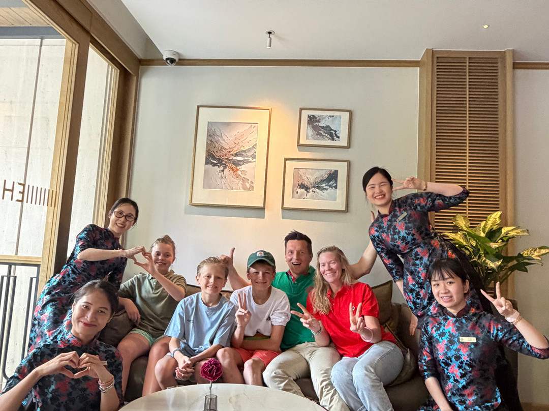 西贡拉希斯塔尊贵酒店主图