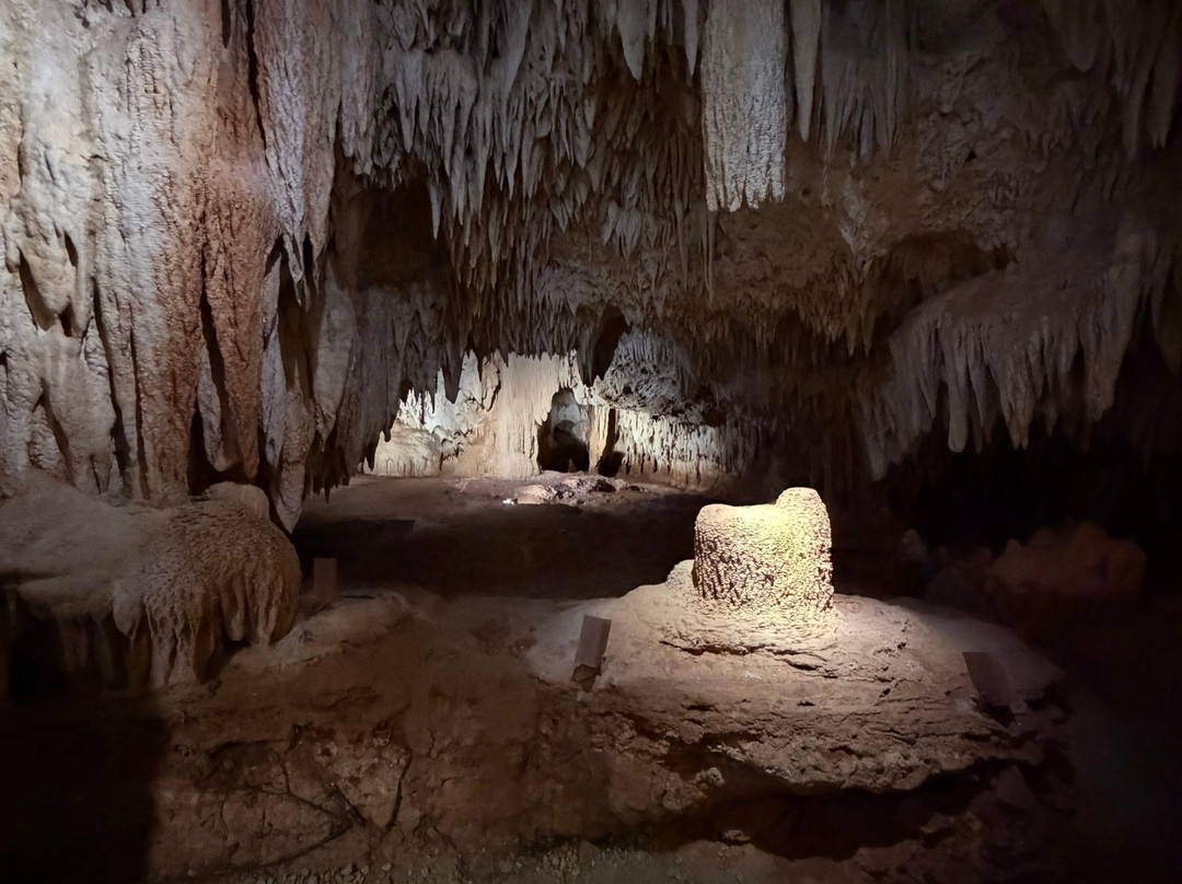 Cayman Crystal Caves-大开曼岛必去景点