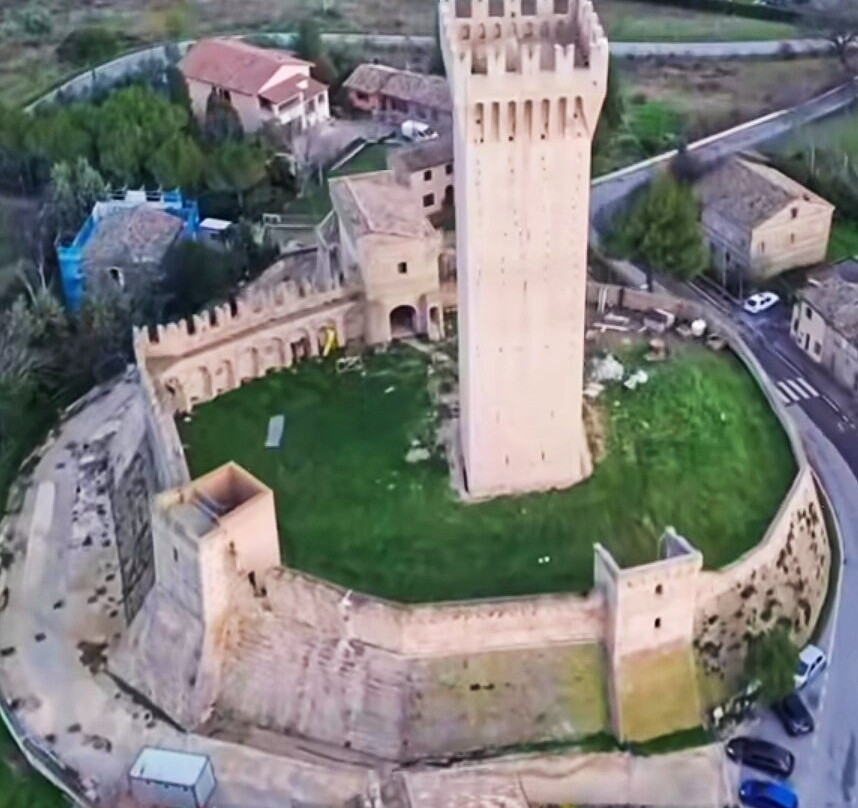 Castello di Montefiore-Recanati必去景点