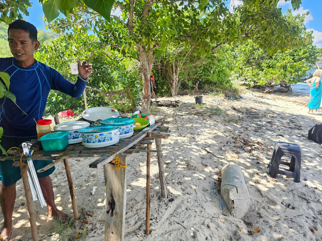 Riung boat trip organizer