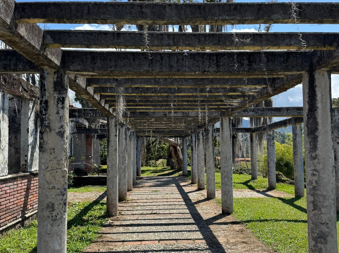 Parque la Manuela - Finca Pablo Escobar-Guatape必去景点