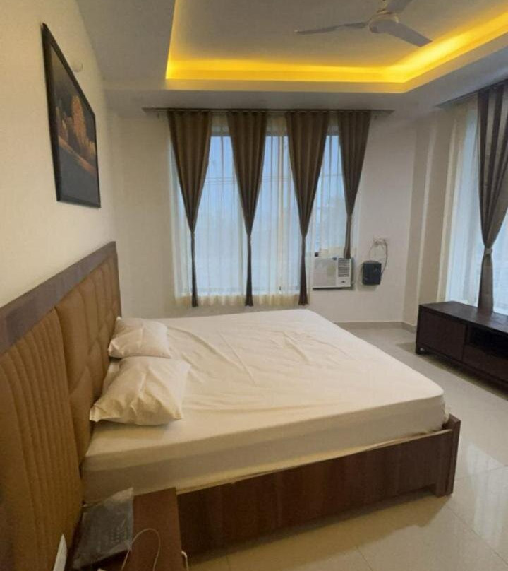 Elite Hotels & Suites