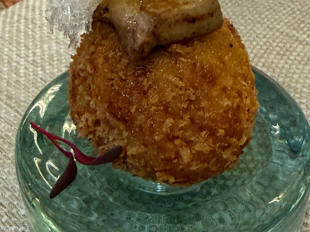 蒙特-桑特酒店主图