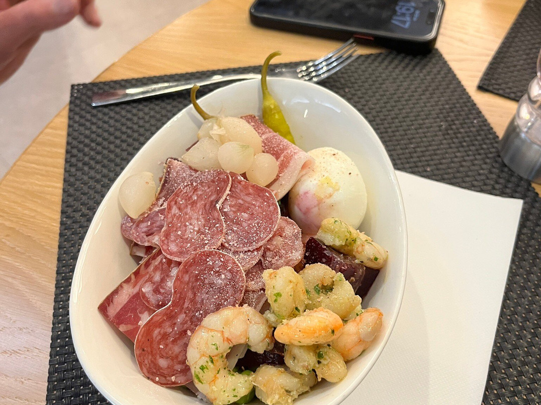 洛克梅勒酒店主图