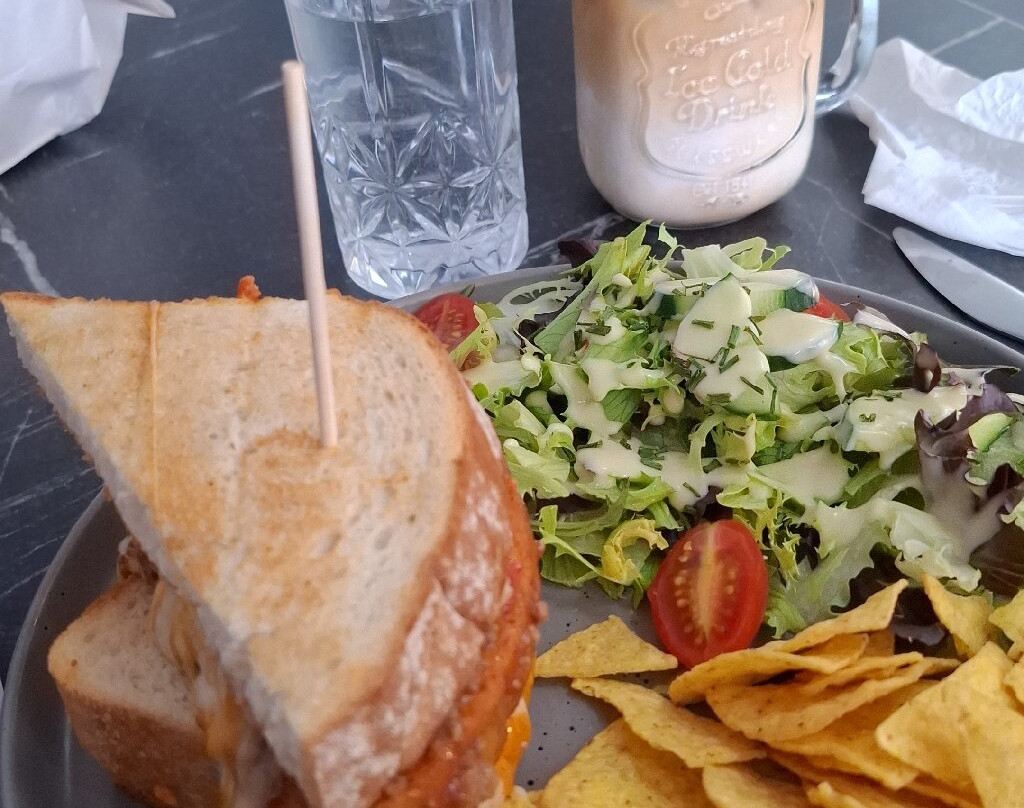 Pera Chocolate & Cafe