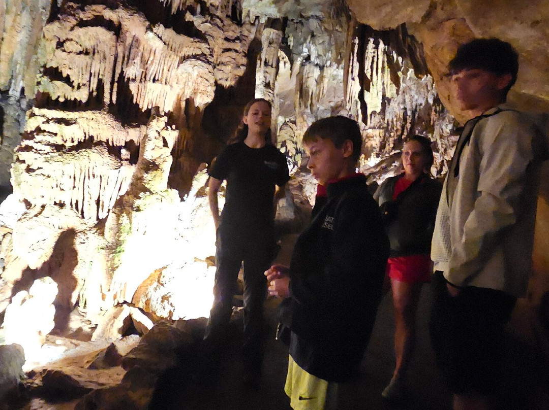 Bristol Caverns-布里斯托尔必去景点