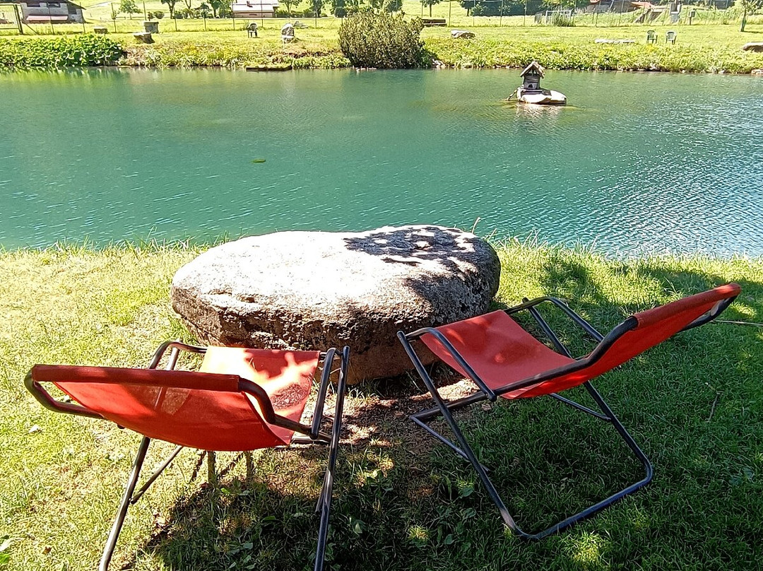 Enchanter Lake-Caderzone Terme必去景点