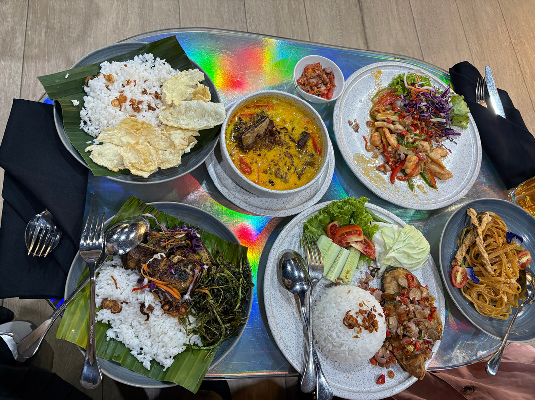 Elysium Bistro