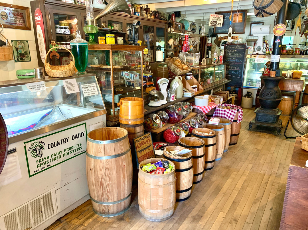 Old Mission General Store-特拉弗斯城必去景点