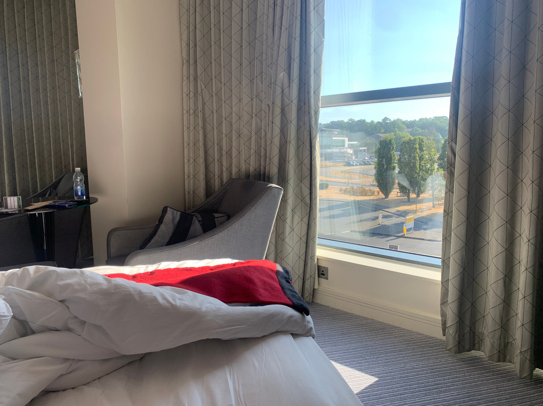 BSpa At Brooklands Hotel-威布里治必去景点