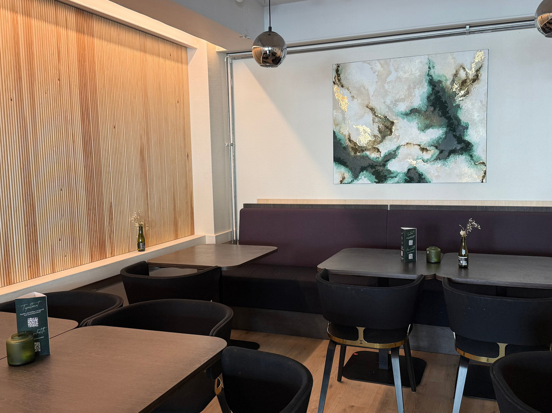 Jam Cafe & Bar