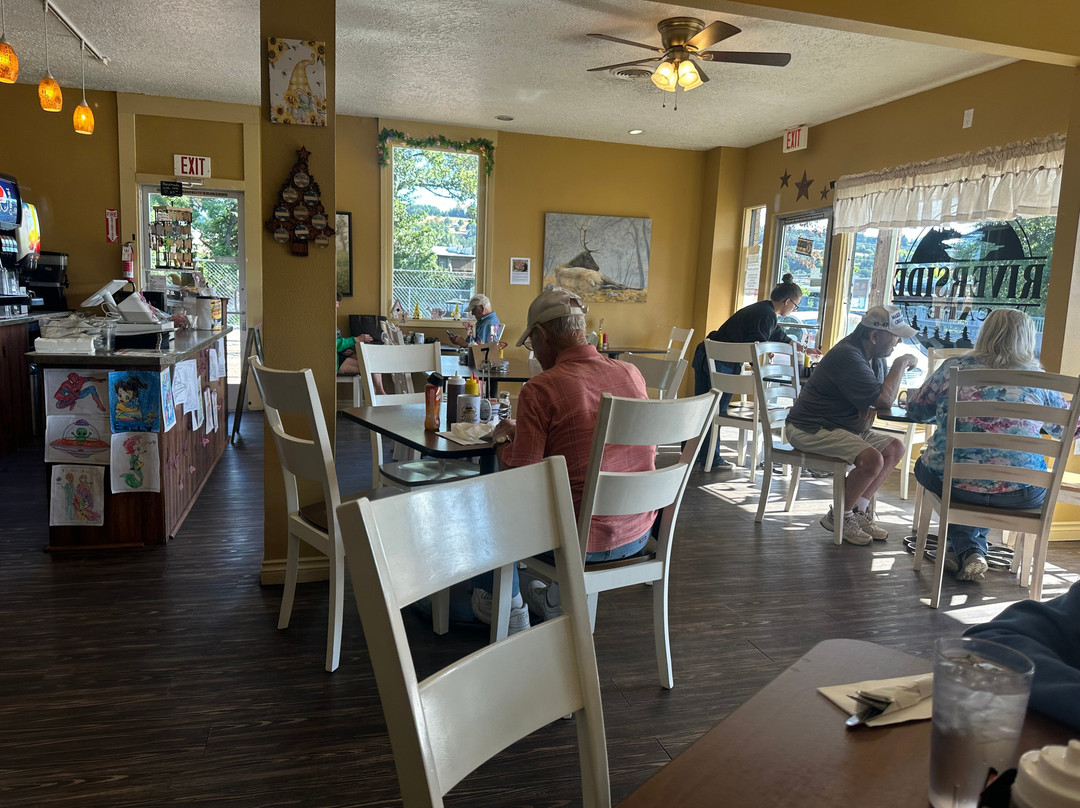 Riverside Cafe