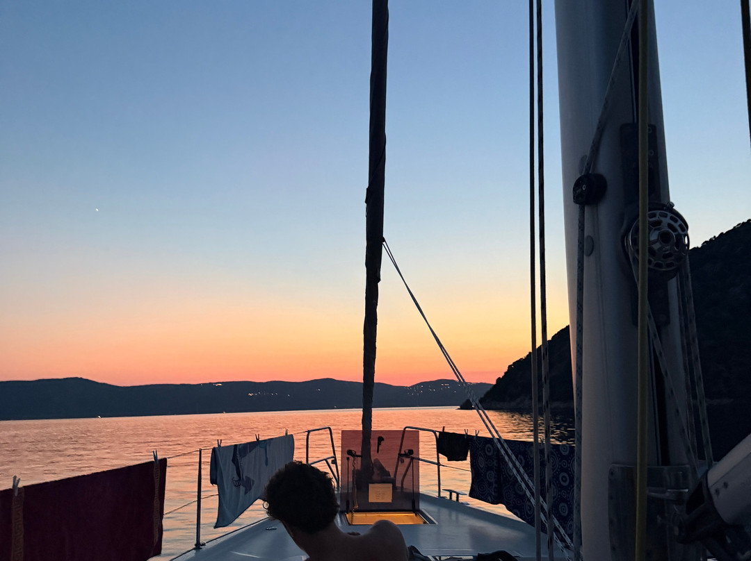 Nisos Yacht Charter-Nidri必去景点