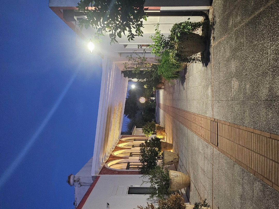 贾迪诺贾朋杜托酒店主图
