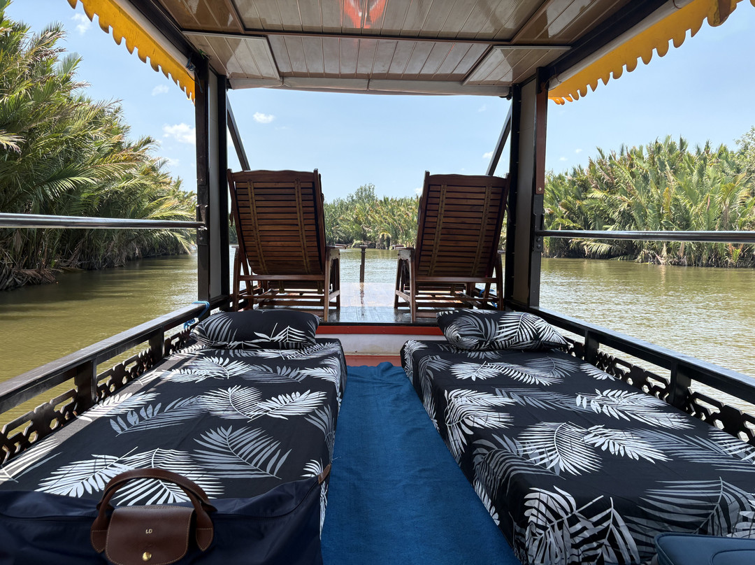 Orangutan Houseboat Tour-Kumai必去景点