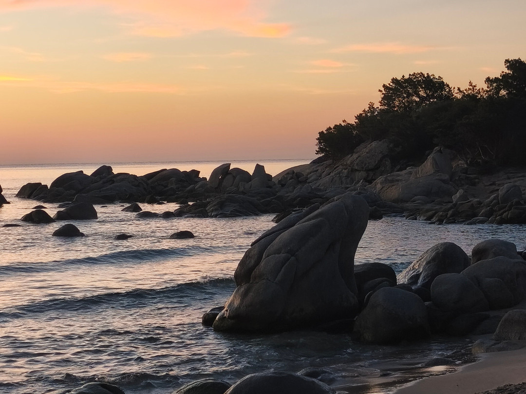 Stabilimento Balneare Foxilioni-Tortoli必去景点