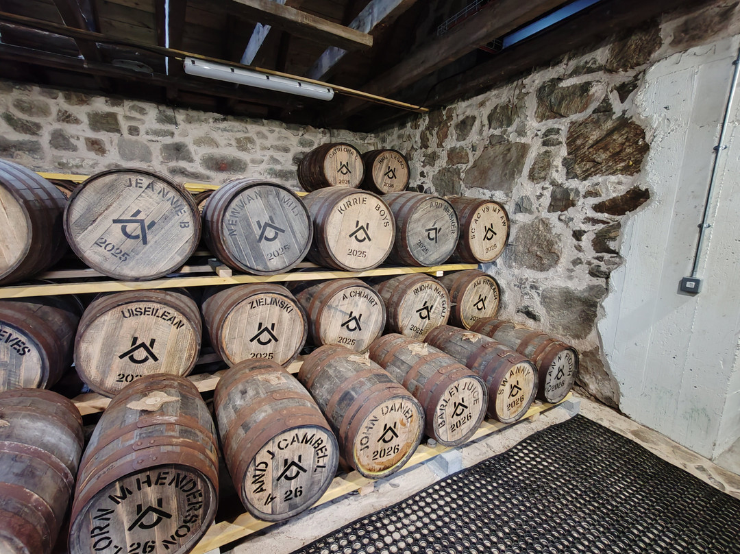 North Uist Distillery Co-Benbecula Island必去景点