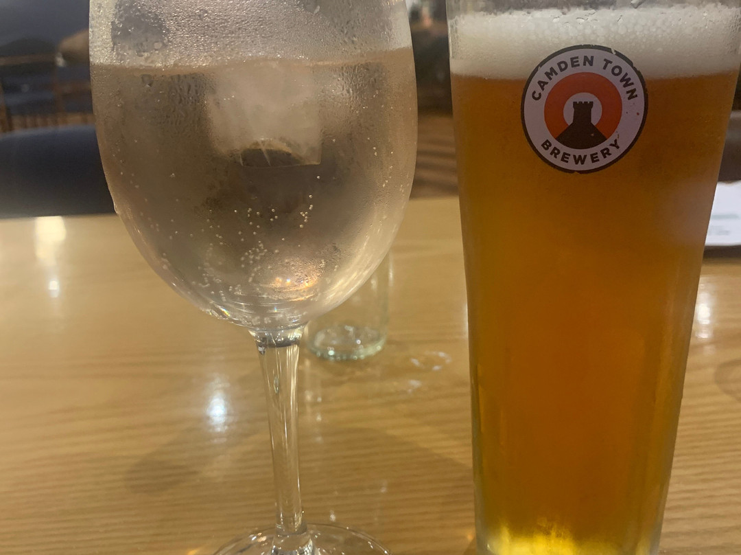 盖威克机场市中心旅屋酒店主图