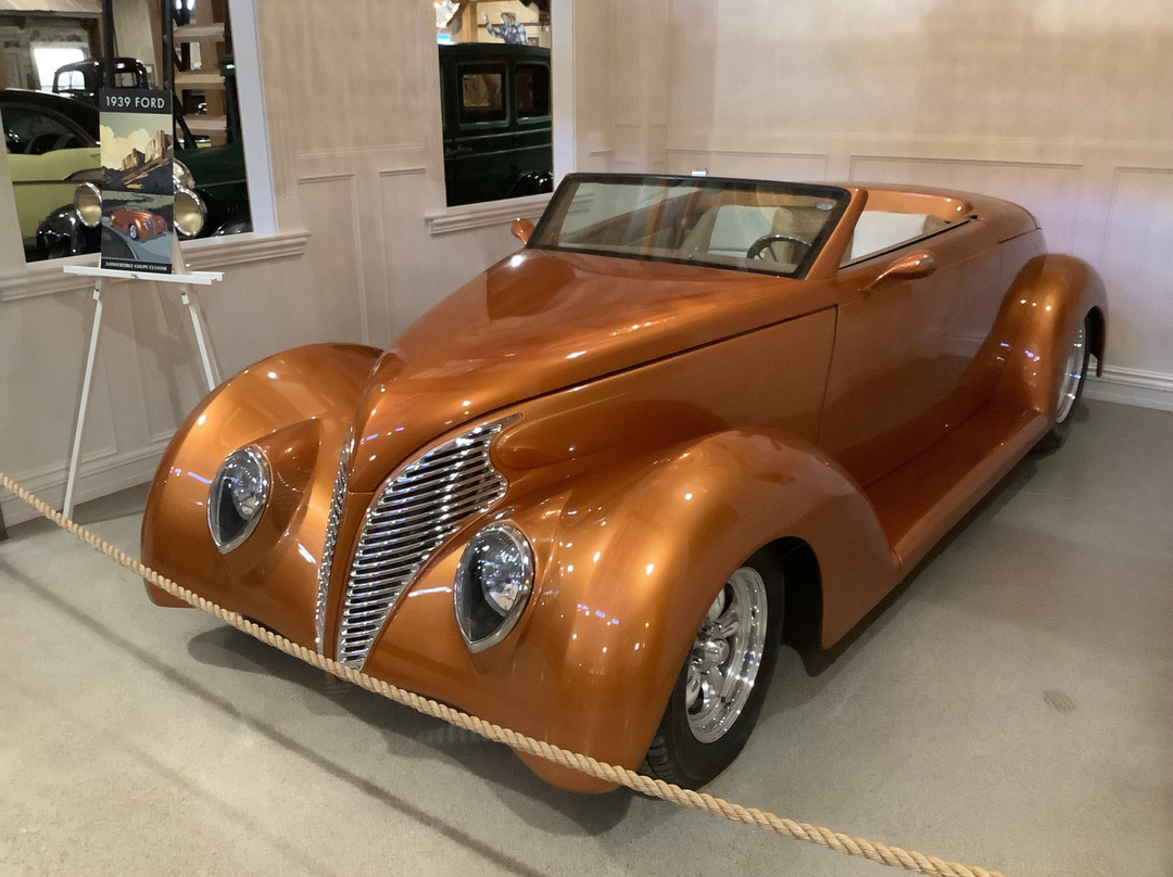 Woody’s Classic Cars & Baseball Museum-Cross Plains必去景点