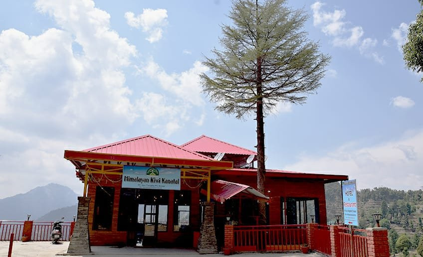 The Himalayan Village ( Kiwi Kanatal )