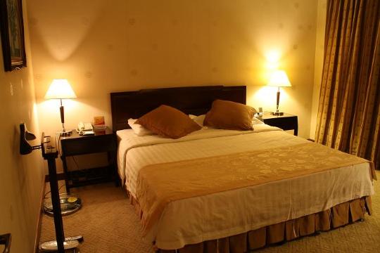 奥体中心亚朵酒店-官方