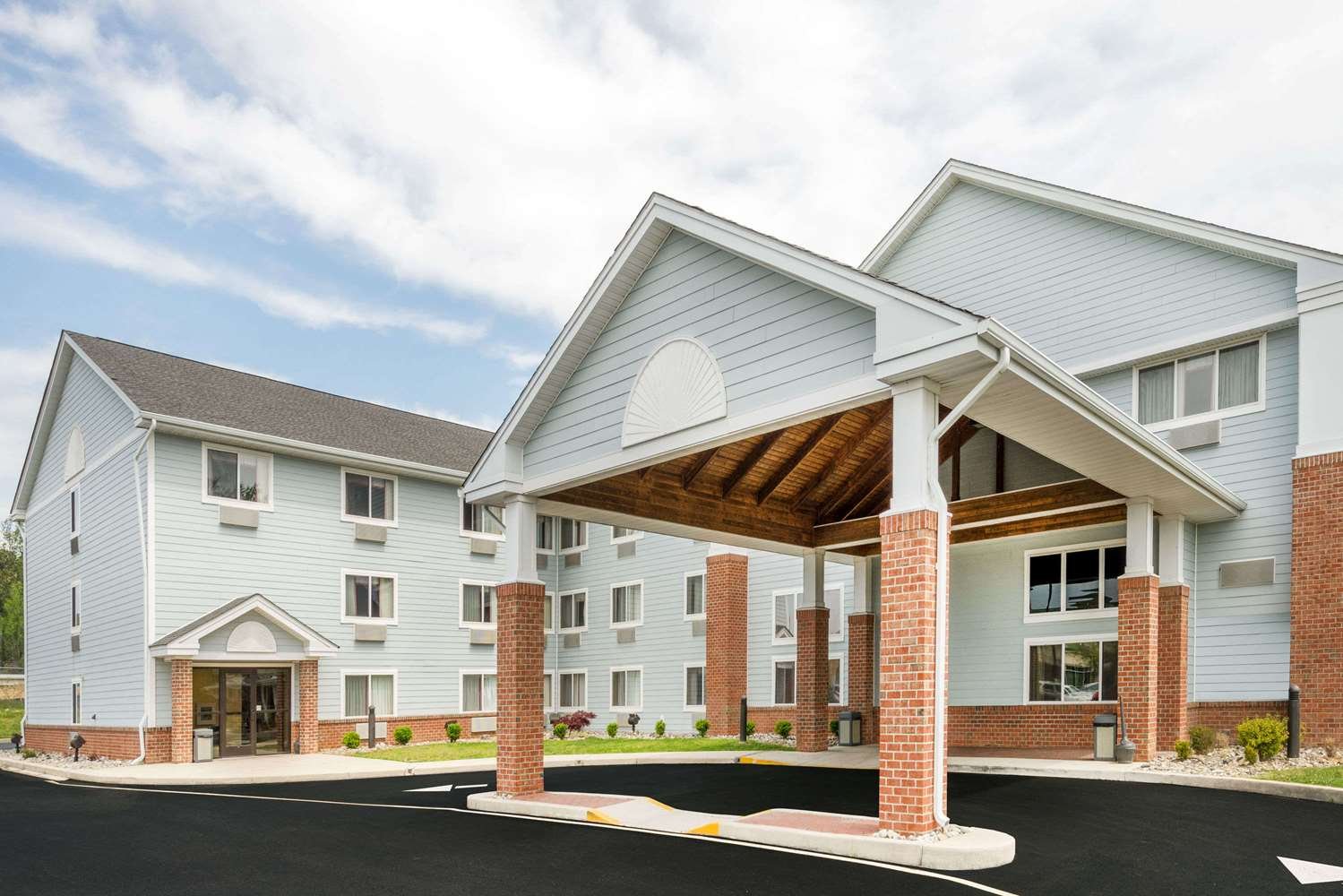 Comfort Inn & Suites-官方