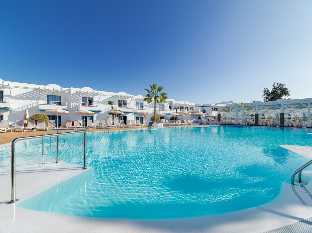 Hotel Arena Beach主图