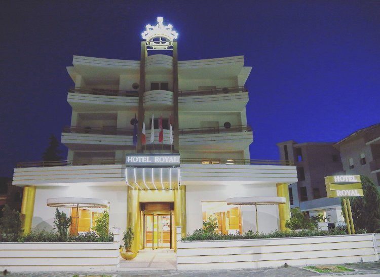 Hotel Royal