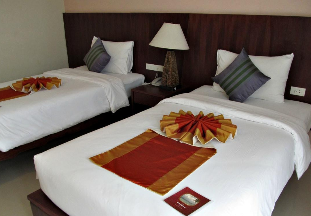 芭东穆斯酒店主图