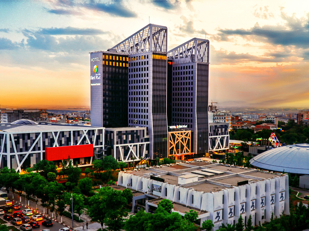 Park Mall Hotel & Conference Center主图