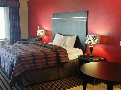 德克萨斯州蒂尔登套房酒店