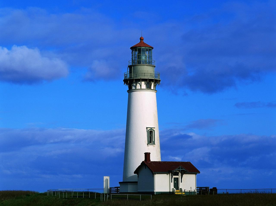 兰丁纽波特公寓酒店