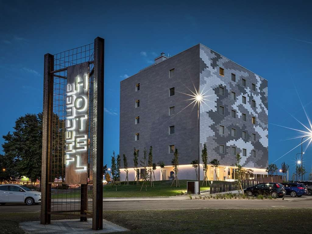 库贝酒店