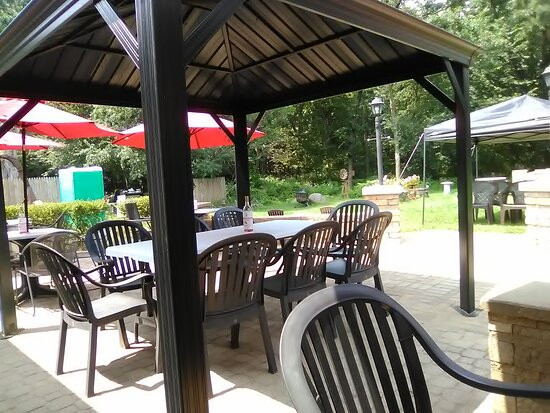 Prairie Hawk Winery-威斯康星峡谷必去景点